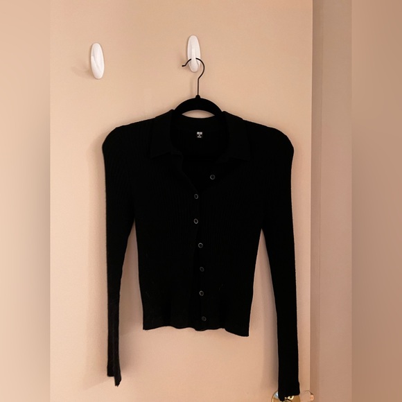 Uniqlo Merino Wool Ribbed Cardigan - Picture 2 of 3
